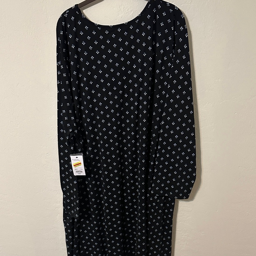Croft & Barrow.  Floral Night Gown. - Picture 5 of 6